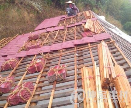 農村屋頂蓋琉璃瓦的坡度多少？多少錢一塊？安裝步驟是什么？